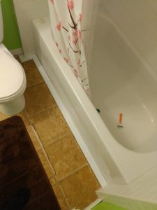 Space Between Floor and Tub